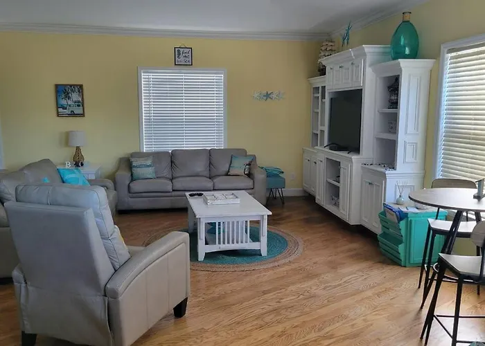 Stylish 2 Bedroom Home Steps From Private Beach
